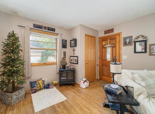 11367 Quince St, Minneapolis, MN 55448-3246