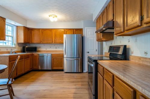 2418 Village View Ct, Miamisburg, OH 45342-5272
