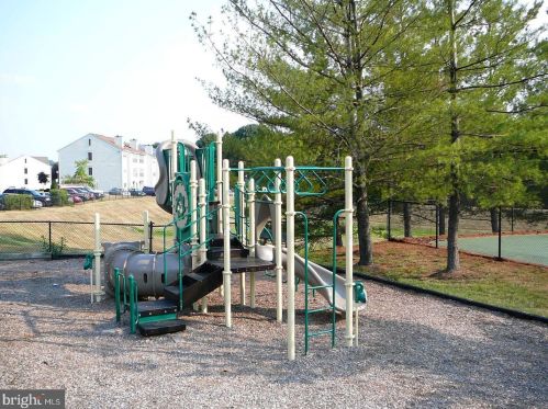 107 Fort Evans Rd, Leesburg VA  20175-4122 exterior