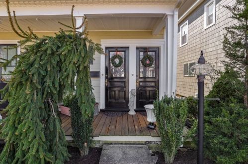 9 Neponset Ave, Boston, MA