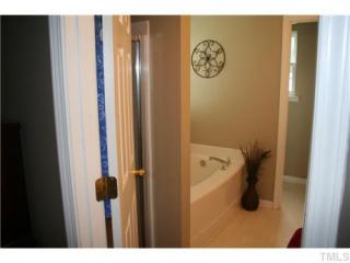 430 Dogwood Creek Pl, Fuquay Varina NC  27526-5812 exterior