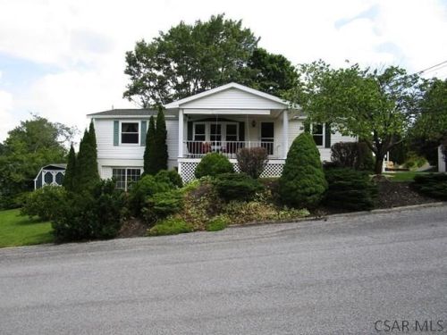 218 Atlantic St, Boswell, PA 15531-1211