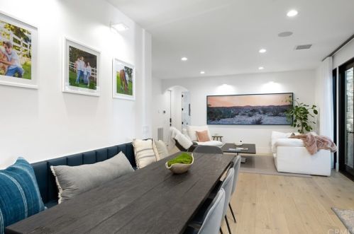 12 Clancy Ln, Rancho Mirage CA  92270-4501 exterior