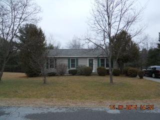 3 Meadowlark Ln, Riverbank NY  12885-1906 exterior
