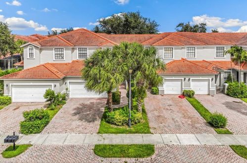 15095 Summit Place Cir, Naples FL  34119-4106 exterior