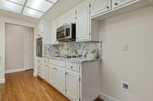613 Mayflower St, Modesto CA  95356-1411 exterior
