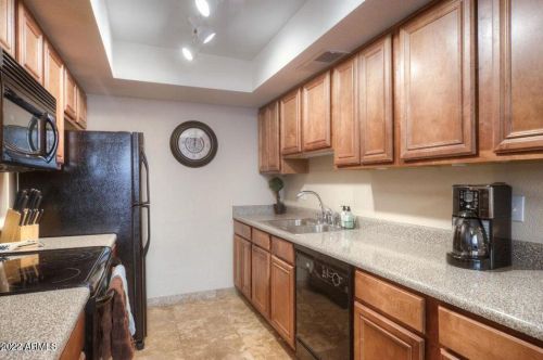 8546 Belleview St, Scottsdale AZ  85257-4178 exterior