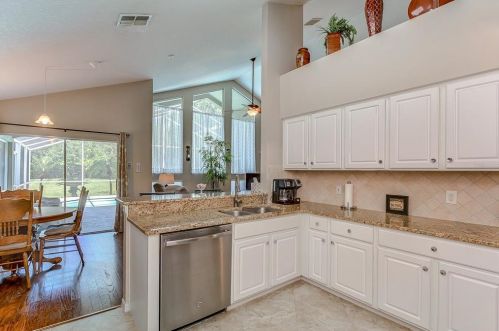 18912 Place Marquette, Lutz FL  33558-5312 exterior