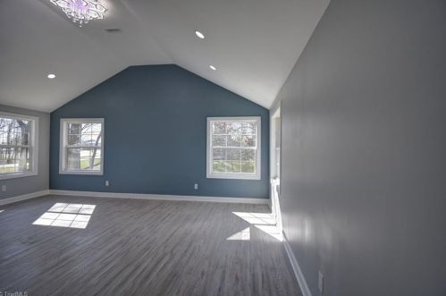 309 Holly Hill Rd, Thomasville NC  27360-5821 exterior