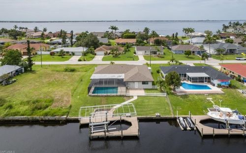 2223 27 Ter, Cape Coral FL  33904-3328 exterior