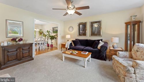 16309 Poplar Hill Rd, Haymarket VA  20169-2101 exterior