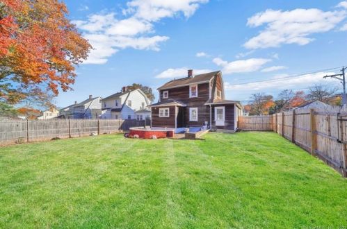 150 Summit St, Bridgeport CT  06606-4839 exterior