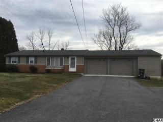 1594 Newville Rd, Carlisle, PA 17015-9489