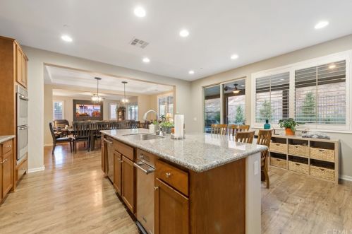 36266 Waxen Rd, Lake Elsinore CA  92532-2565 exterior