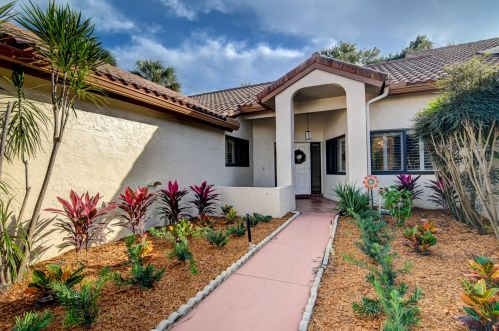 23313 Water Cir, Boca Raton FL  33486-8539 exterior