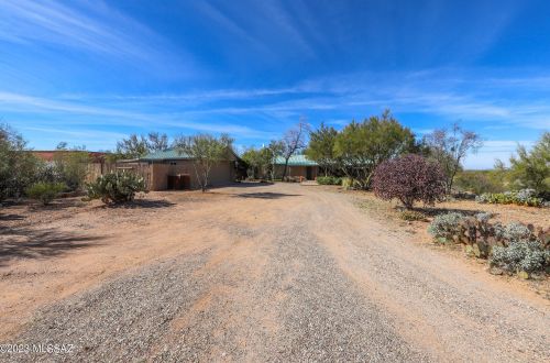 7720 Camino Mirlo, Tucson, AZ 85747-9739