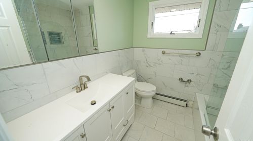 2092 Skipper Ct, North Bellmore NY  11710-3011 exterior