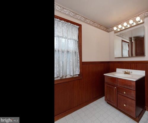 13 Kelso St, Harrisburg PA 17111-1823 exterior