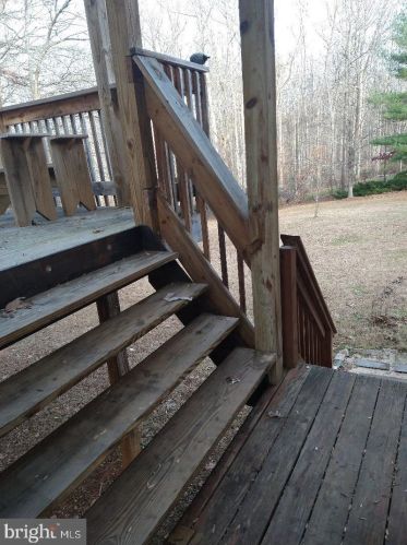 243 Stony Hill Rd, Fredericksburg VA  22406-4128 exterior