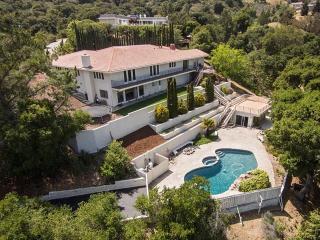 21133 Chiquita Way, Saratoga, CA 95070-4203