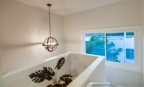 3124 Dumas St, San Diego CA 92106-1318 exterior