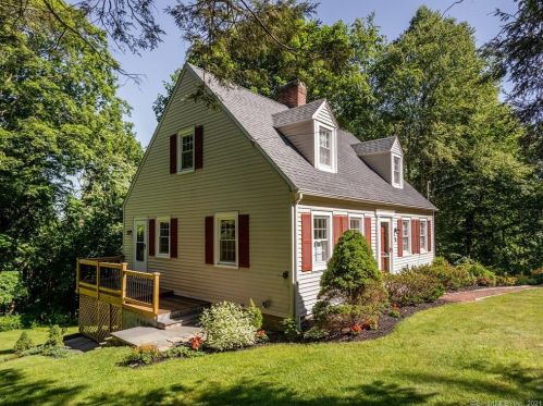 11 South St, Washington Depot, CT 06793-1516