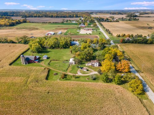 14305 Braun Rd, Sturtevant, WI 53177-3029