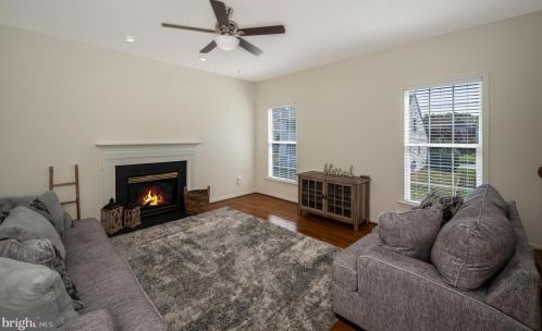 10325 Lees Crossing Ln, Fredericksburg VA  22408-0290 exterior