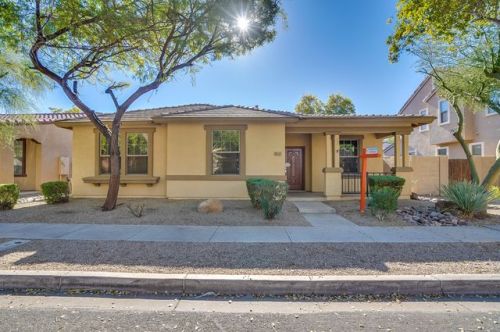 2855 Megan St, Gilbert, AZ 85295-5182