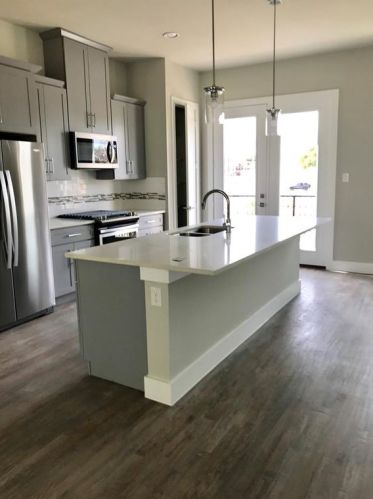 726 Plano Rd, Richardson TX  75081-2943 exterior