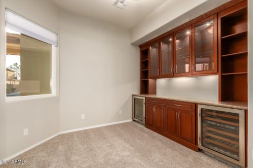 905 Parkcrest St, Gilbert, AZ 85296-8842