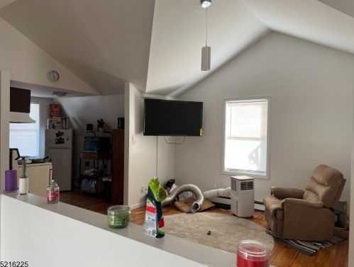 65 Grove St, Bloomfield NJ  07003-5648 exterior