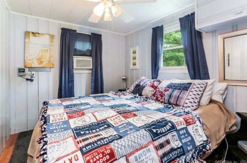 7 Lk Shr Dr, Exeter CT 06249-1934 exterior