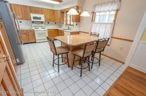 30 Baker Dr, Jackson Twp NJ  08527 exterior