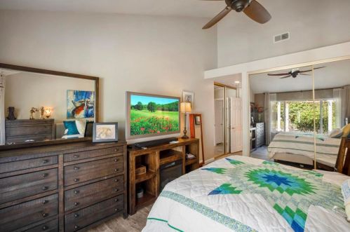 4547 Cordoba Way, Oceanside CA  92056-5102 exterior