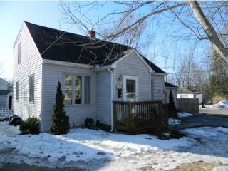 235 Staniford Rd, Burlington, VT 05408-5715