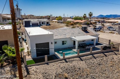 3671 Yazoo Dr, Lake Havasu City AZ  86404-2311 exterior