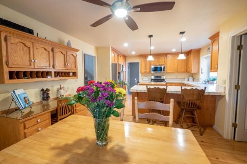 14812 Winding Creek Ct, Grass Valley CA  95949-7514 exterior