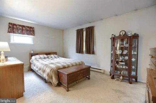 162 Lefever Rd, Mount Joy, PA 17552-1610