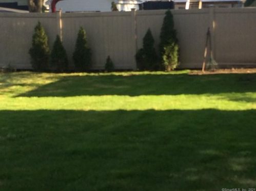 88 Pine Hill Ave, Stamford, CT 06906-1515