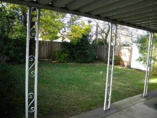 4634 62nd St, Sacramento CA  95820-4246 exterior