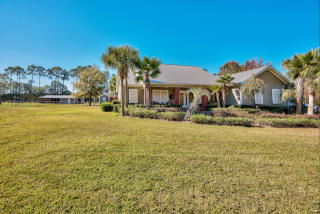 356 Whitfield Rd, Freeport, FL 32439-2429