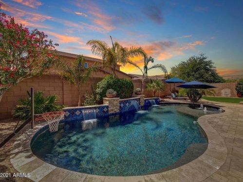 3029 Longhorn Dr, Gilbert, AZ 85297-2173