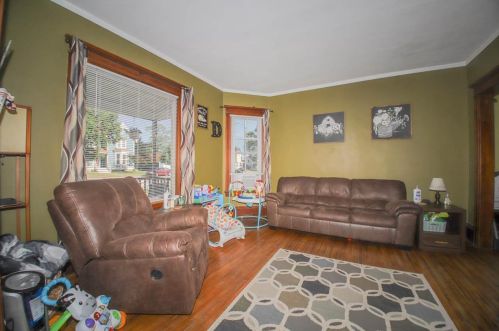 361 Main St, Juneau, WI 53039-1108