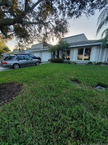 2959 Westlake Cir, Palm City FL  34990-2589 exterior