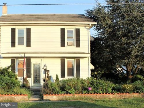 4 Railroad St, Swatara, PA 17033-1981