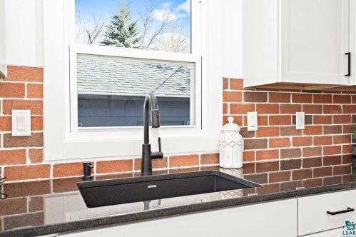 4501 Dodge St, Duluth MN  55804-1514 exterior