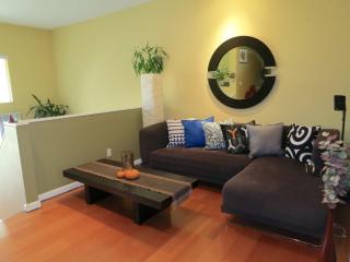 141 Frederick Ct, Mountain View CA  94043-5276 exterior