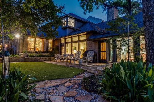 16164 Chalfont Cir, Dallas, TX 75248-3546