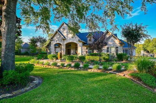 12018 Live Oak Dr, Magnolia, TX 77354-6276